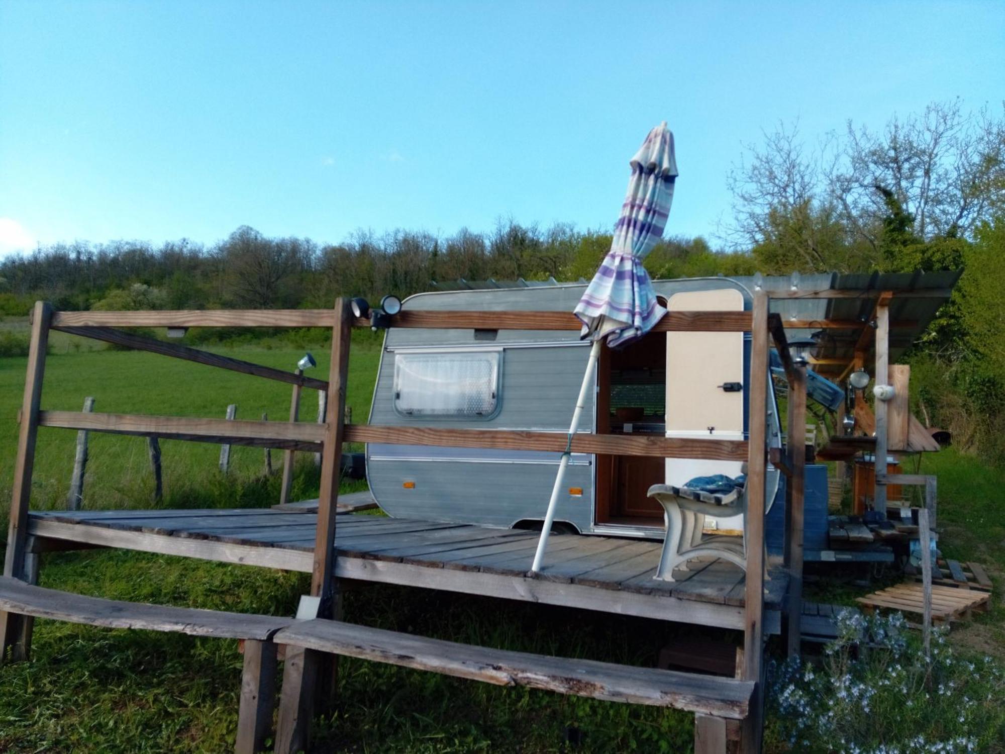 Campingfiz Varzy Eksteriør bilde